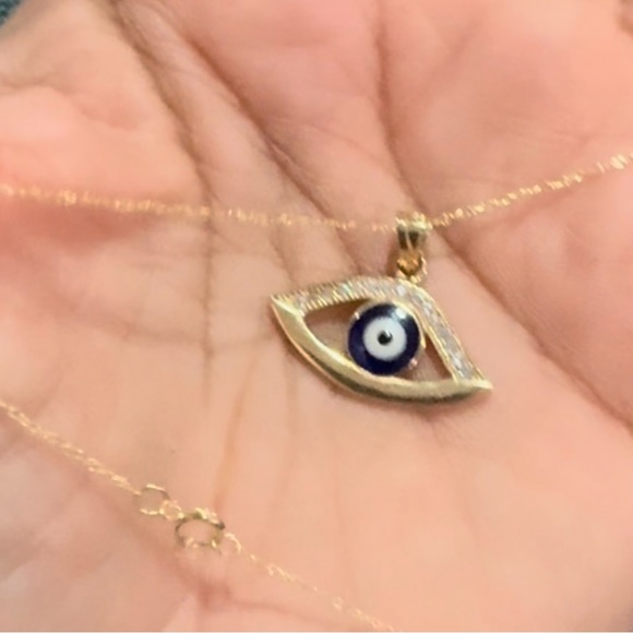 Gorgeous 14k Evil Eye necklace NEW - Picture 4 of 6